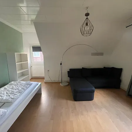 4 Schlafzimmer Monteurwohnung, Handwerkerwohnung *